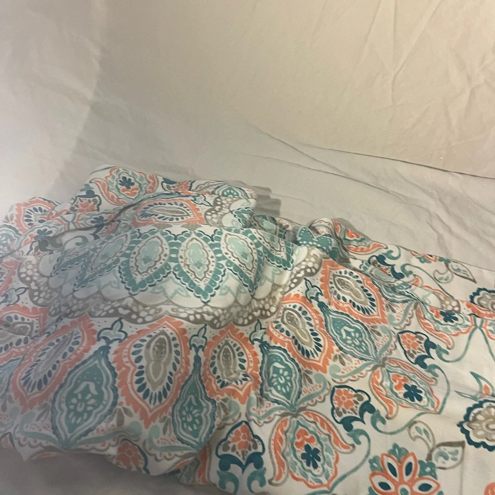 Cynthia Rowley Teal and Coral Shower Curtain - Picture 4 of 4